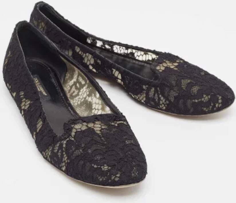 Dolce & Gabbana Pre-owned Lace flats Black Dames