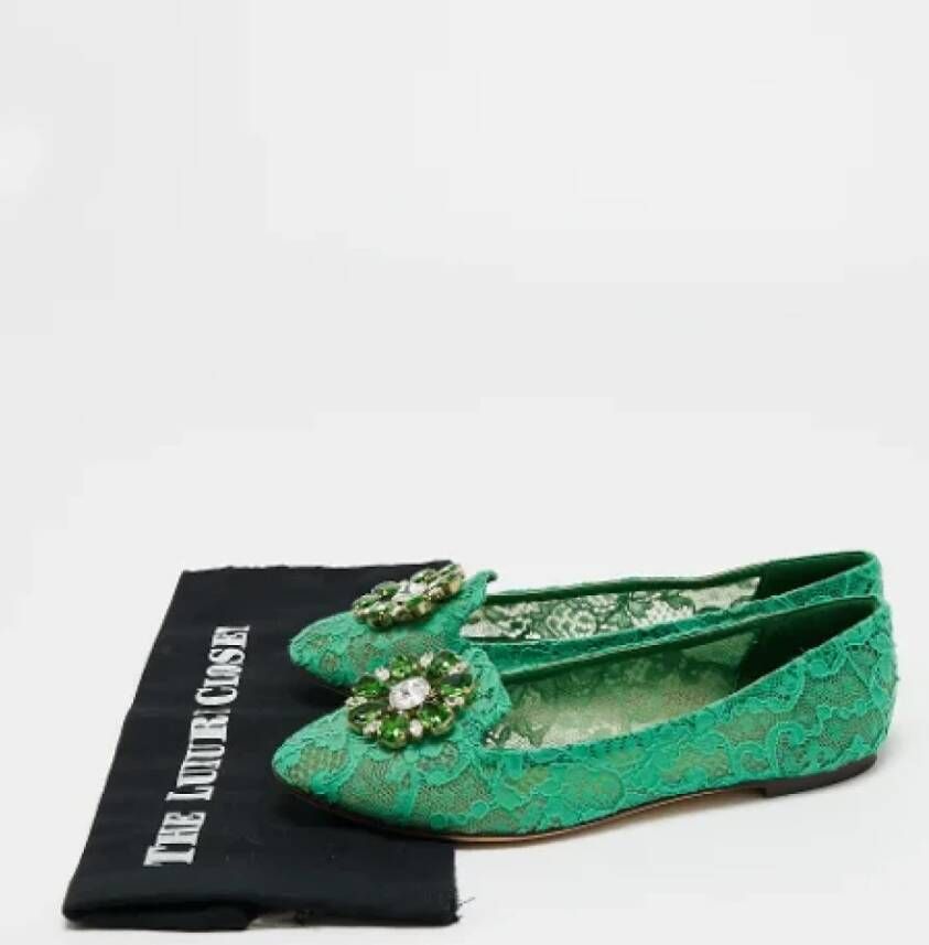 Dolce & Gabbana Pre-owned Lace flats Green Dames