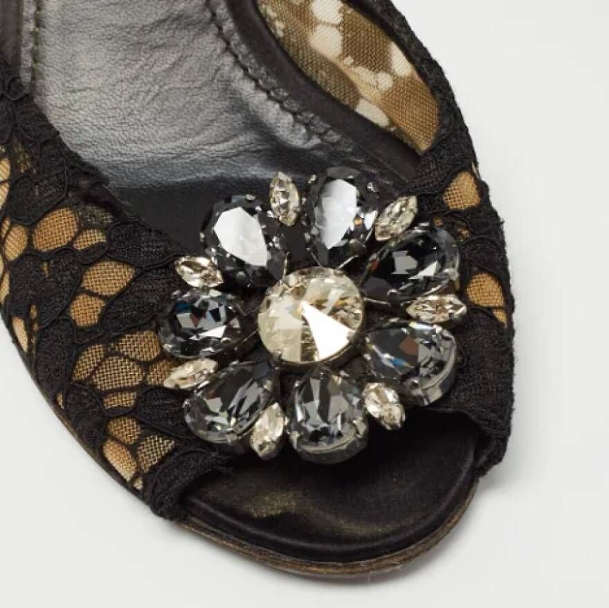 Dolce & Gabbana Pre-owned Lace sandals Black Dames