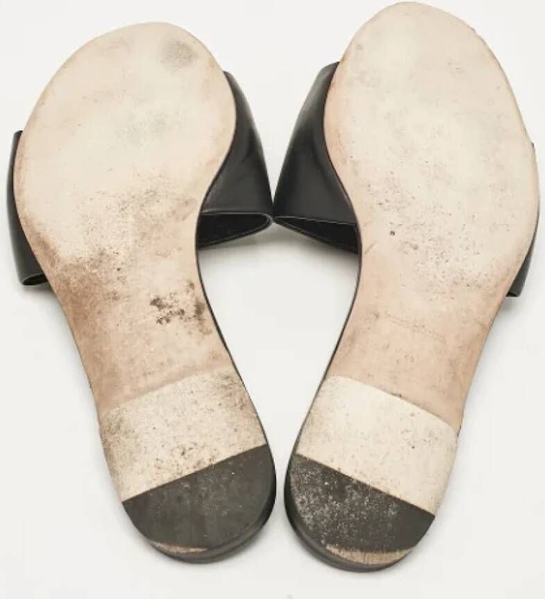 Dolce & Gabbana Pre-owned Leather flats Black Dames