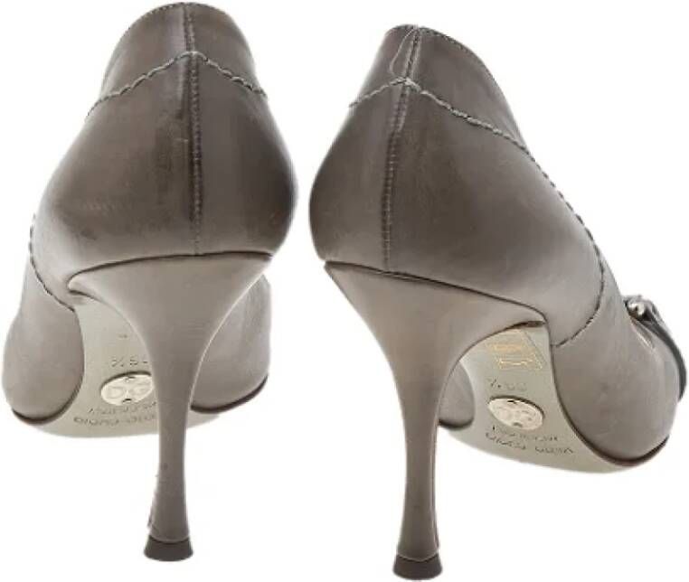 Dolce & Gabbana Pre-owned Leather heels Gray Dames