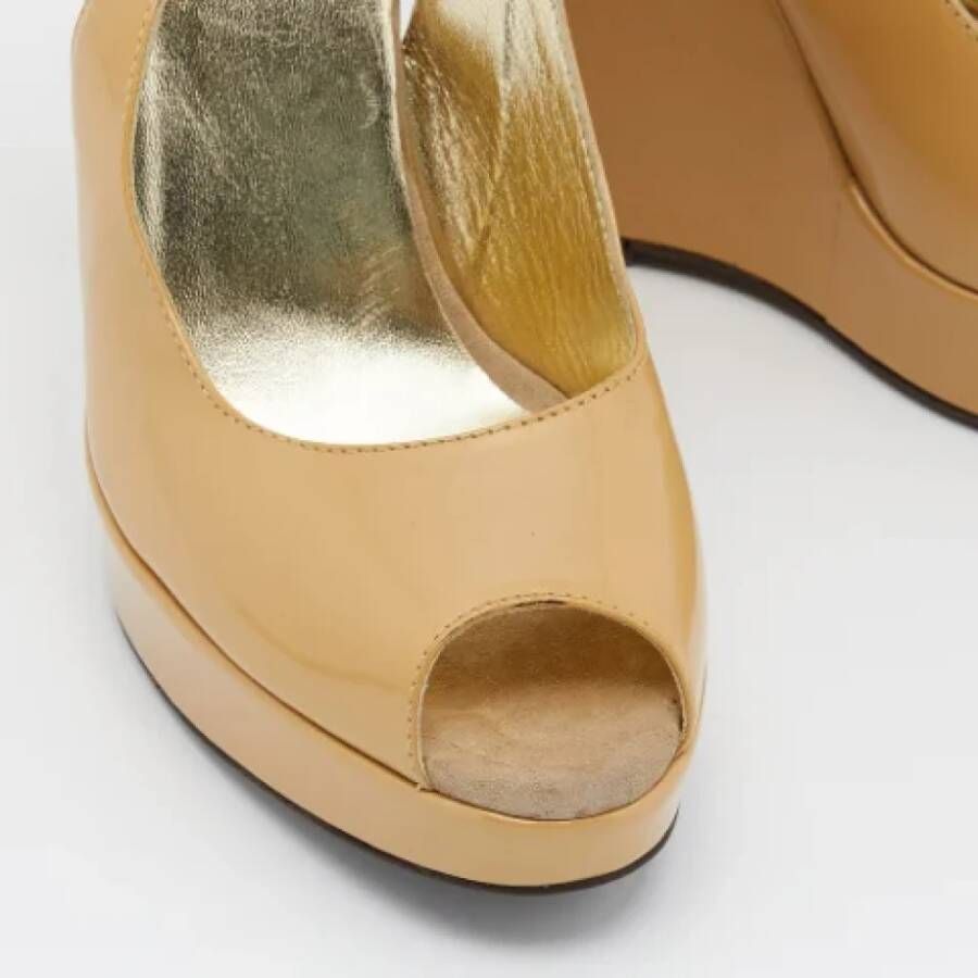 Dolce & Gabbana Pre-owned Leather sandals Beige Dames