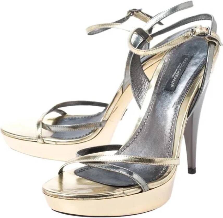 Dolce & Gabbana Pre-owned Leather sandals Gray Dames
