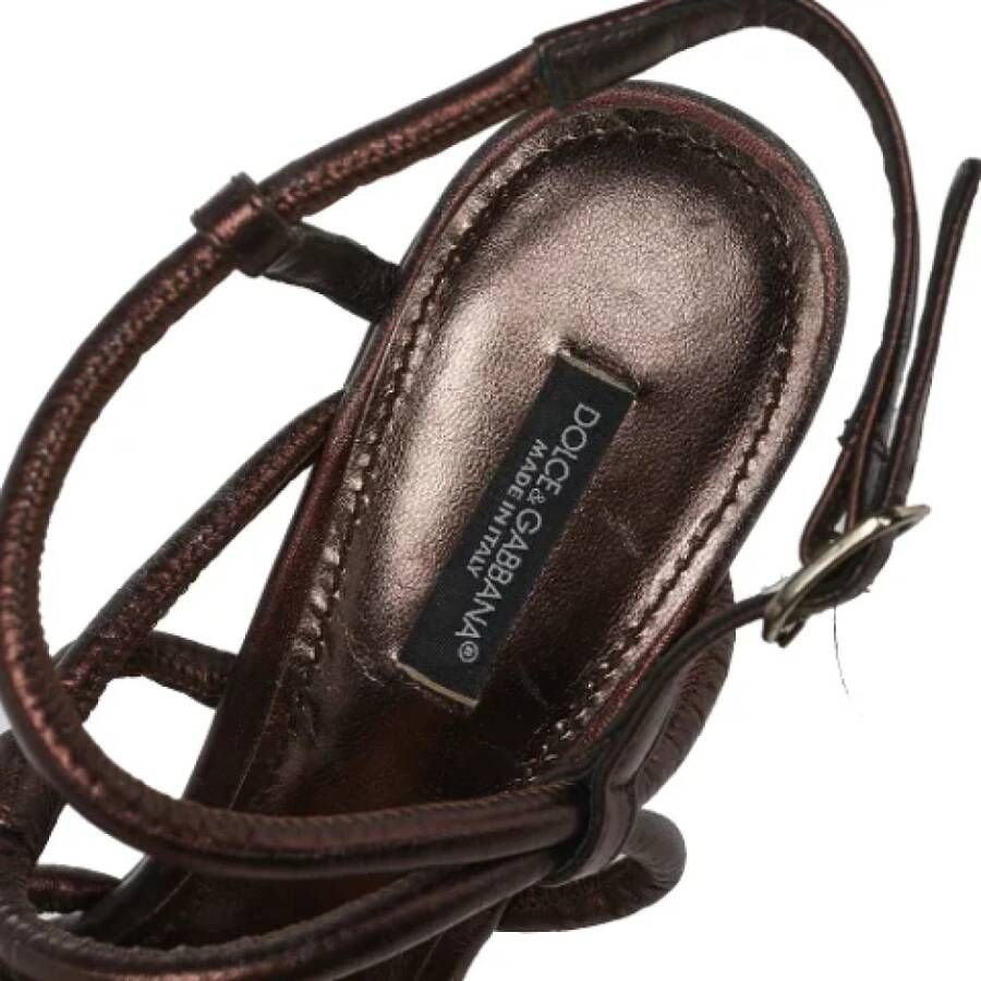 Dolce & Gabbana Pre-owned Leather sandals Gray Dames