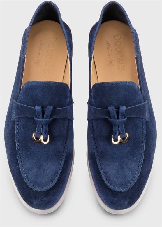 Doucal's Blauwe Suède Loafers met Charms Blue Dames
