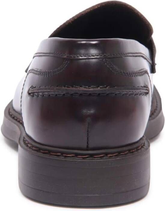 Doucal's Bordeauxkleurige Horse Loafer gemaakt in Italië