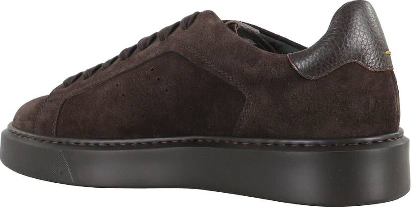 Doucal's Bruine Suède Sneakers met Granaataccenten