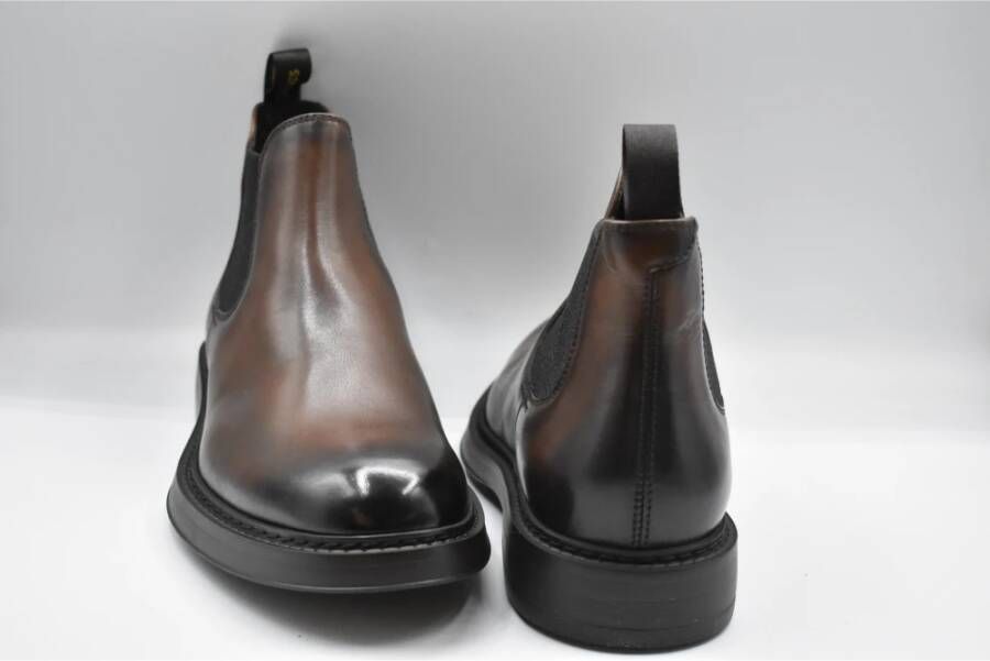 Doucal's Bruine Veterschoenen voor Mannen
