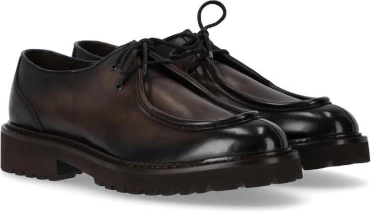 Doucal's Donkerbruine Leren Veterschoenen met Modern Design