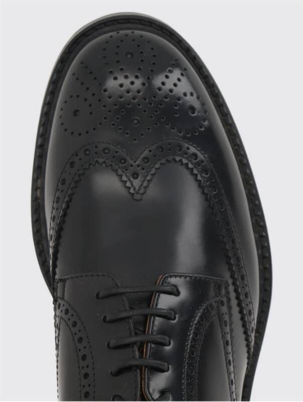 Doucal's Klassieke Wingtip Leren Schoenen