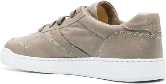 Doucal's Geperforeerde Leren Sneakers voor Heren Beige Heren