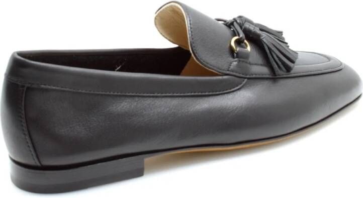 Doucal's Stijlvolle Loafers