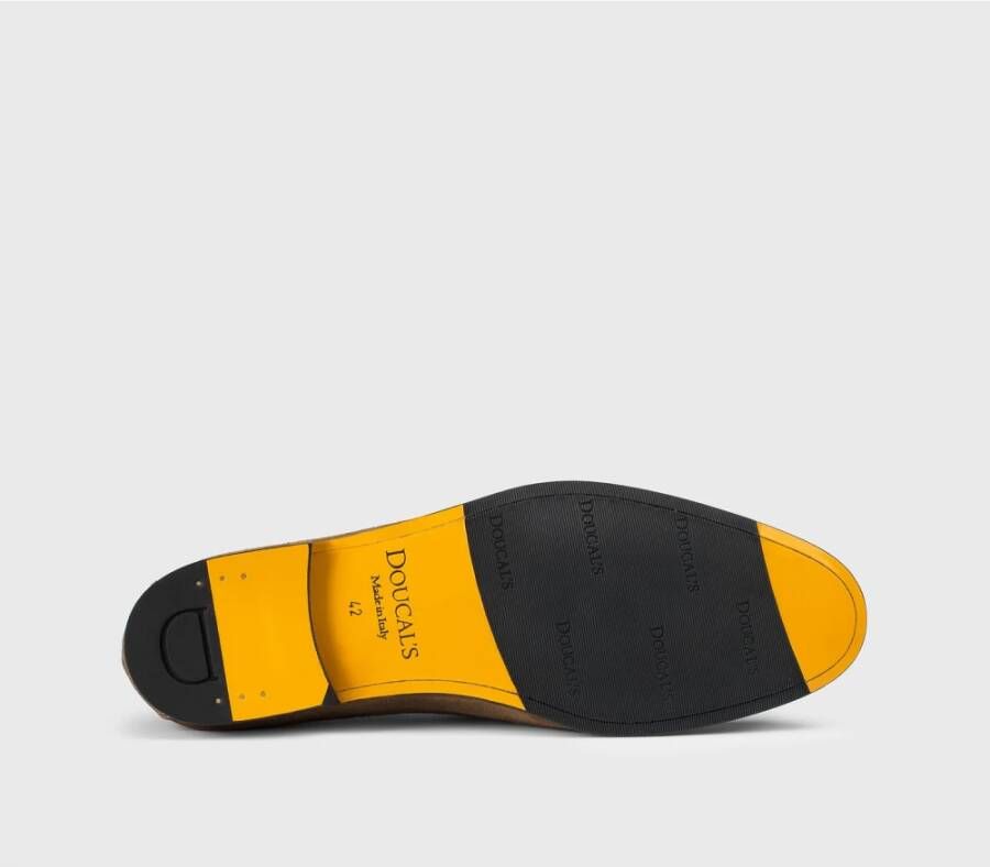 Doucal's Suède Loafer met Kwastjes
