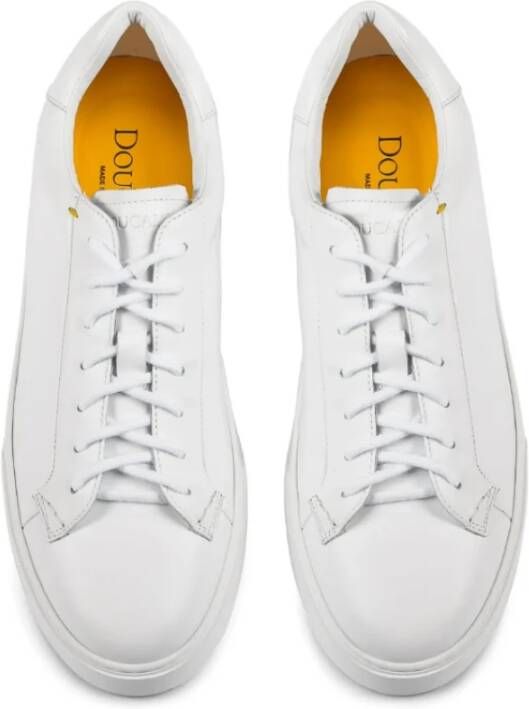 Doucal's Witte leren sneakers