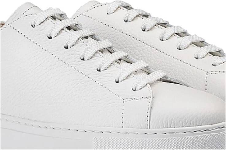 Doucal's Witte Leren Veterschoenen