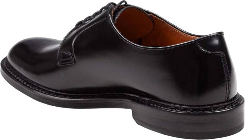 Doucal's Zwarte leren derby schoen met veters