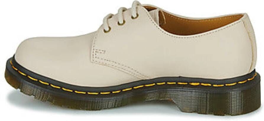 Dr. Martens Beige Derby Schoenen voor Vrouwen Beige Dames