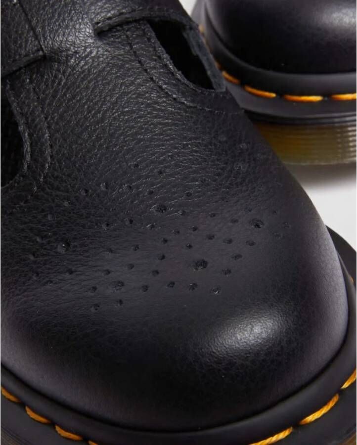 Dr. Martens Flats Black Dames