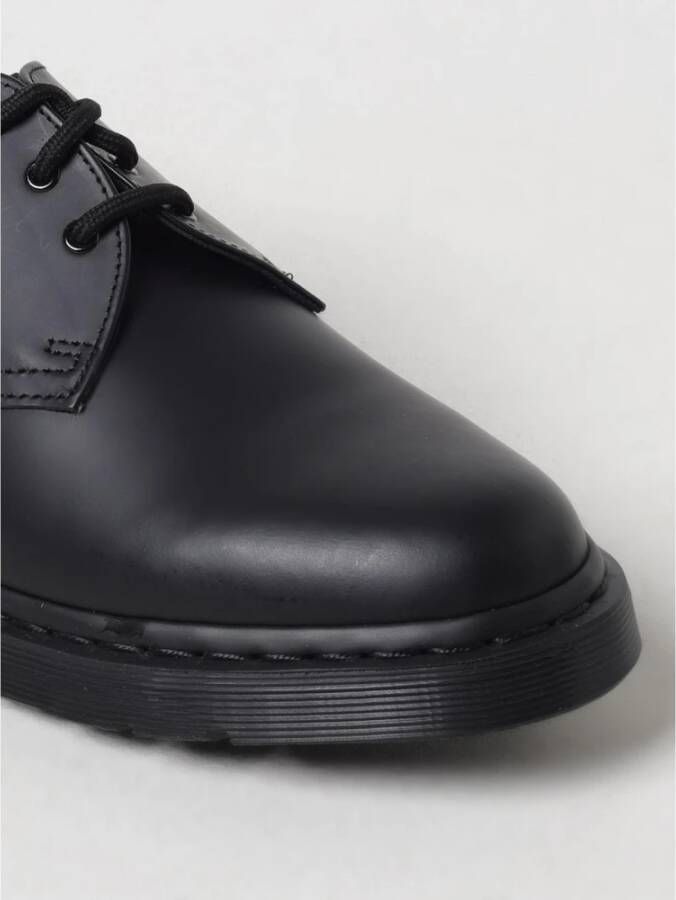 Dr. Martens Klassieke Leren Brogue Schoenen
