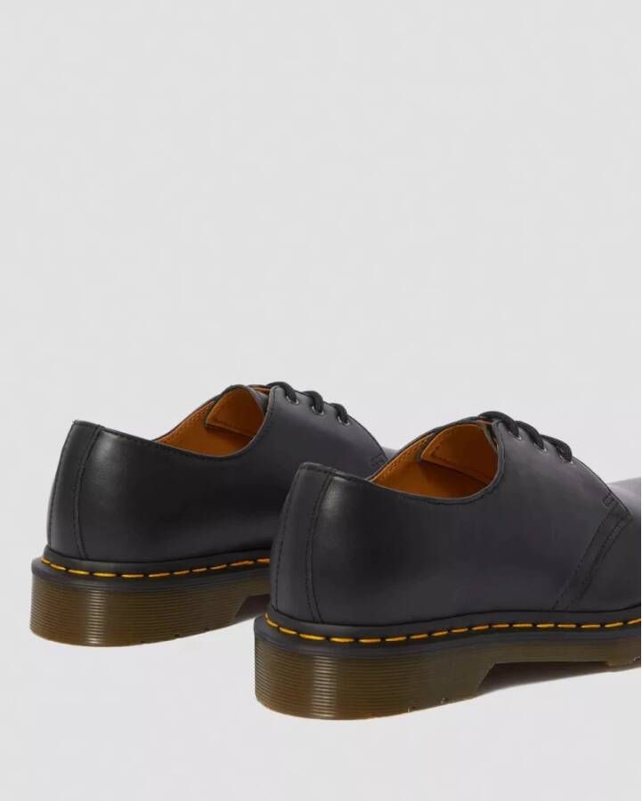 Dr. Martens Klassieke Zwarte Nappa Schoenen Black Dames