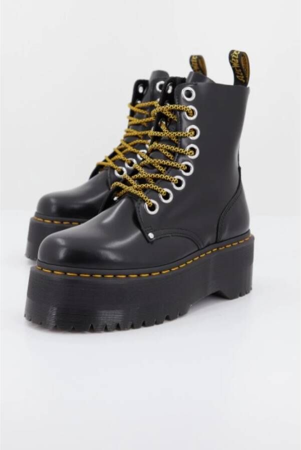 Dr. Martens Lace-up Boots Black Dames