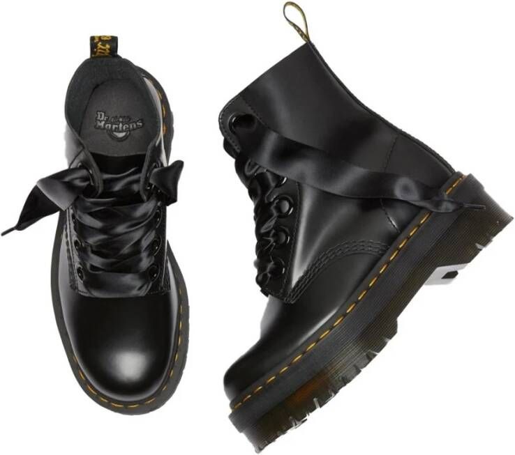 Dr. Martens Lace-up Boots Zwart Dames