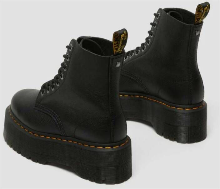 Dr. Martens Lace-up Boots Zwart Dames