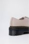 Dr. Martens Ivoor Kleurige Platte Schoenen met Unieke Stijl en Comfort Beige Dames - Thumbnail 2