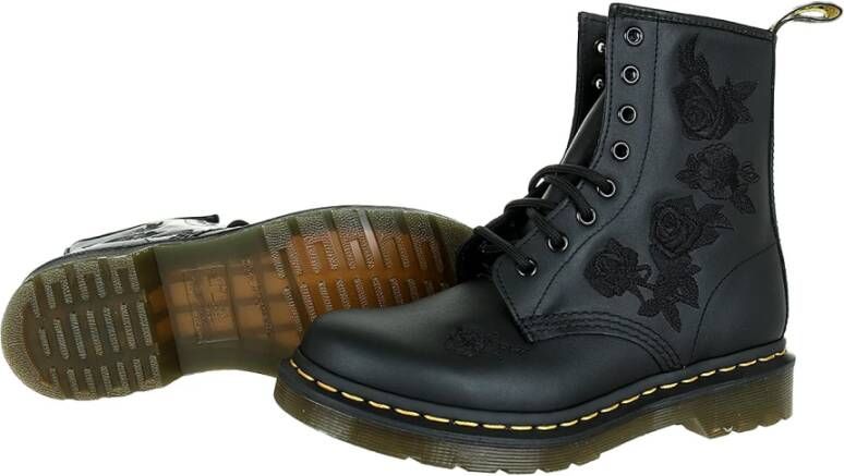 Dr. Martens Vonda Mono Softy Boots