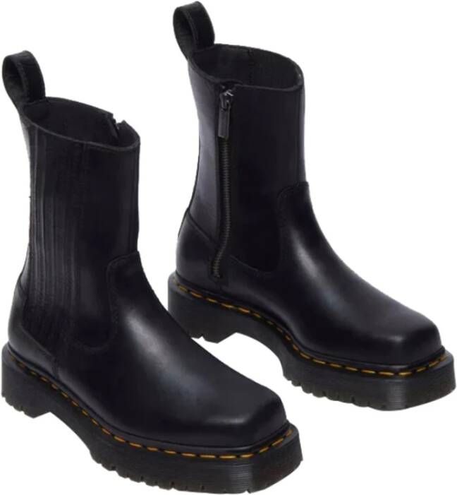 Dr. Martens Zwarte Bikerlaarzen met Metalen Details Black Dames