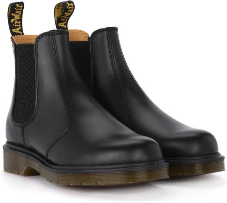 Dr. Martens Zwarte leren 2976 laars met elastische inzetstukken Black Dames