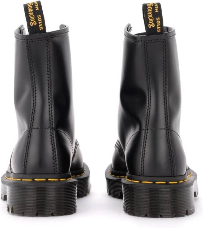 Dr. Martens Zwarte Leren Enkellaarzen 8-Gaats Black Dames