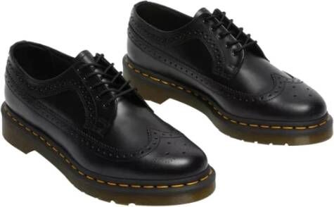 Dr. Martens Zwarte platte schoenen Klassieke stijl Black Heren