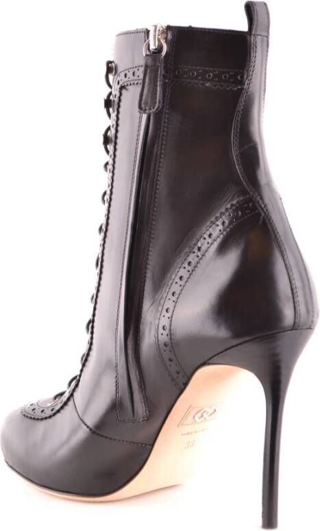 Dsquared2 Stijlvolle Schoenen voor Mannen en Vrouwen