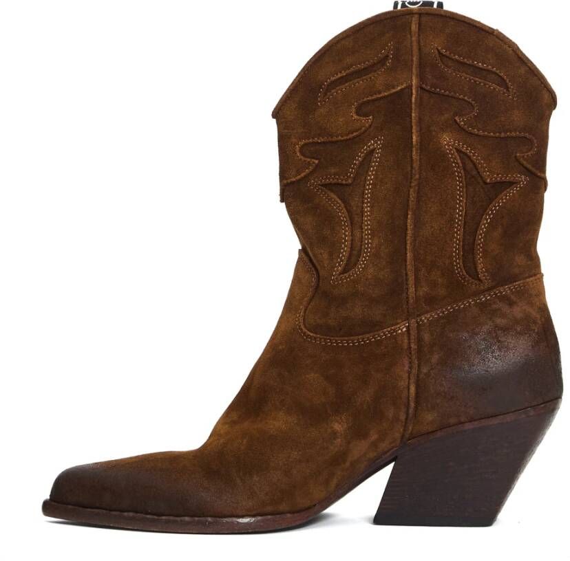 Elena Iachi Enkellaarsjes Cuoio Ss25 Stijl