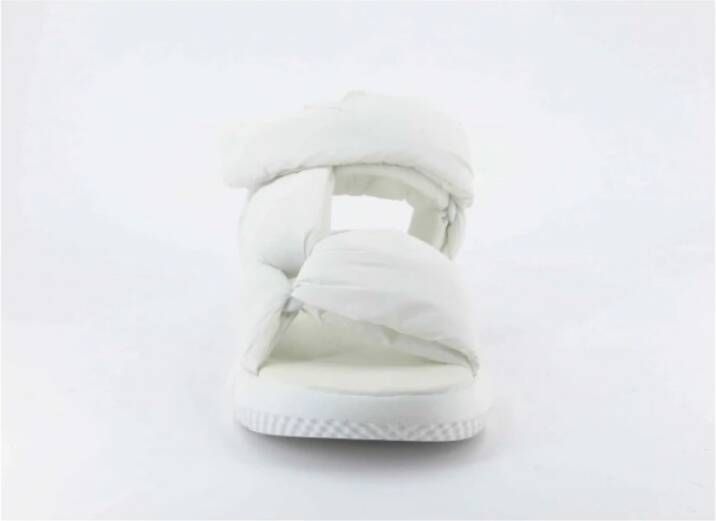 Elena Iachi Stoffen sandalen met verstelbare band