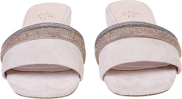 Eleventy Suède Sandalen met Tweekleurige Strassbanden