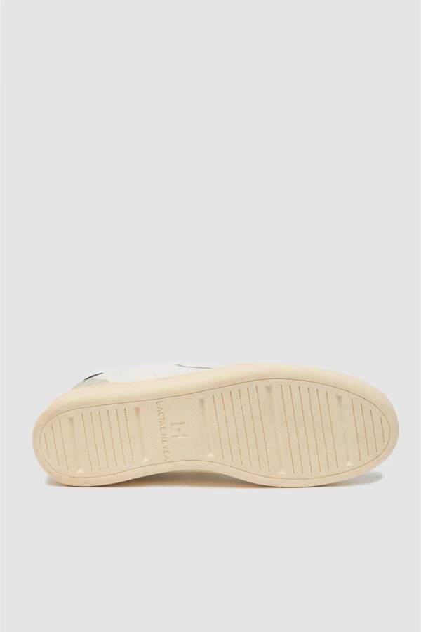 Elia Maurizi Flexibele Sneaker met Natuurlijke Rubberen Zool Beige Dames