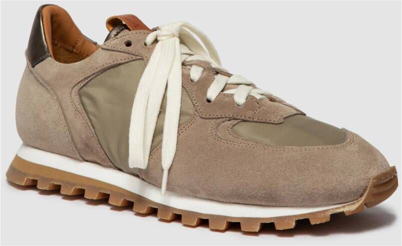 Elia Maurizi Hazelnoot Suède Runner met Metalen Details Gray Dames