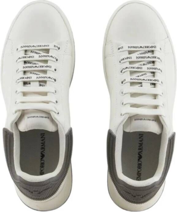 Emporio Armani Casual Sneakers voor Dagelijks Gebruik White Dames