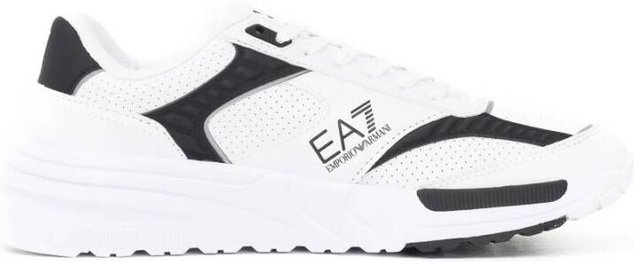 Emporio Armani EA7 Witte Sneakers met Zwarte Accenten