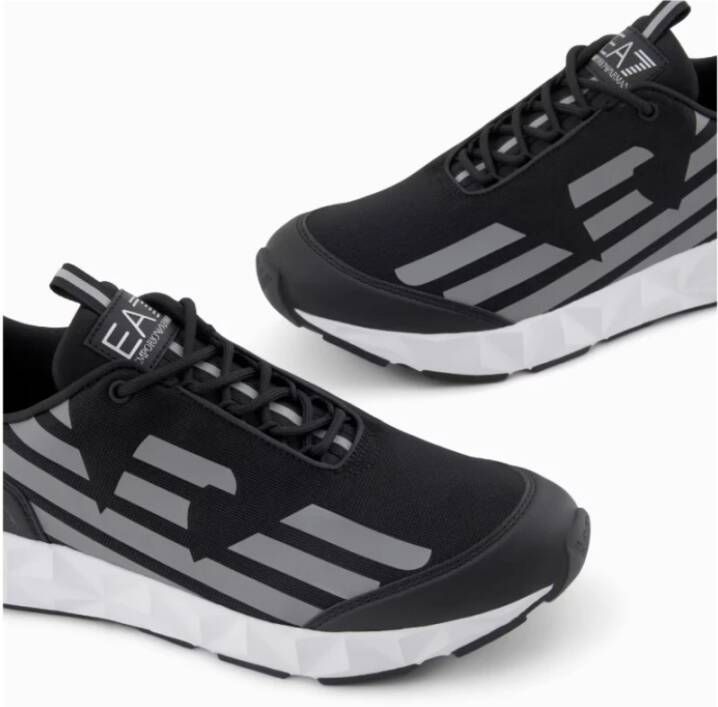 Emporio Armani EA7 Zwarte Sneakers met Adelaar Logo