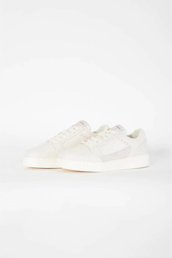 Emporio Armani Leren Sneakers met Rubberen Zool White Heren