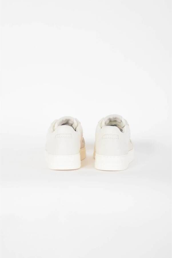 Emporio Armani Leren Sneakers met Rubberen Zool White Heren