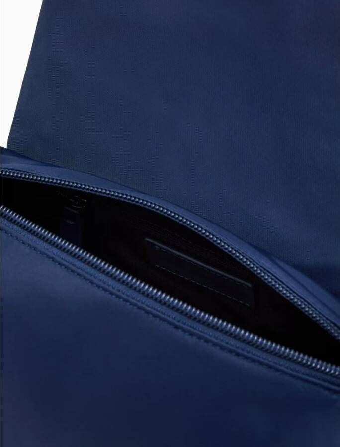 Emporio Armani Nylon Leren Details Adelaar Plaque Crossbody