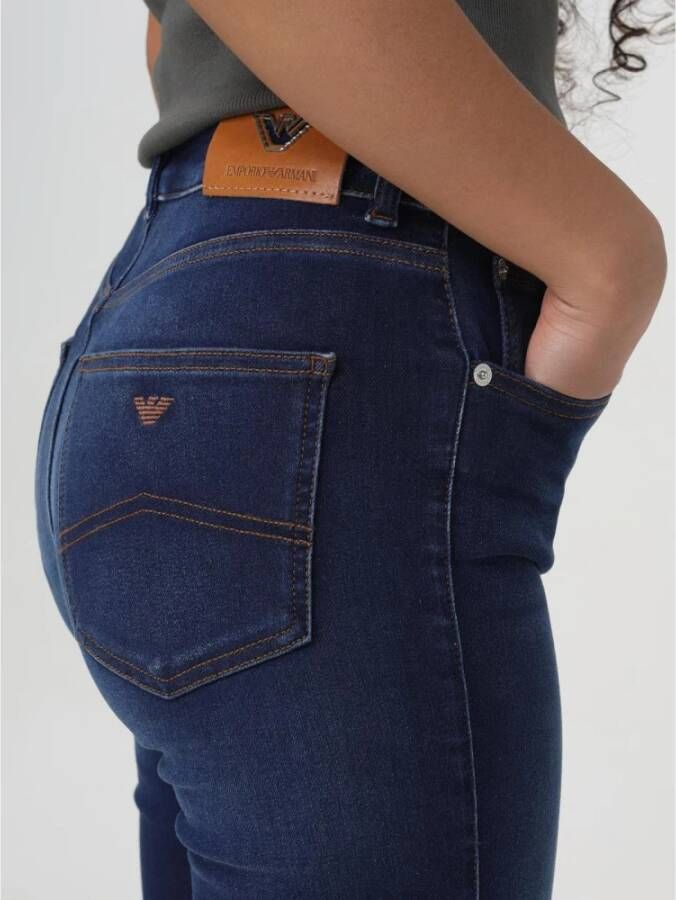 Emporio Armani Stijlvolle Blauwe Bootcut Jeans Vrouwen