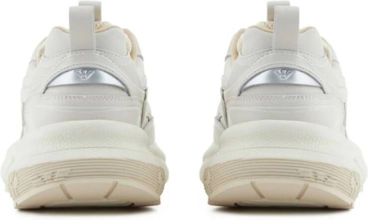 Emporio Armani Witte Sneakers met Metalen Hiel Detail
