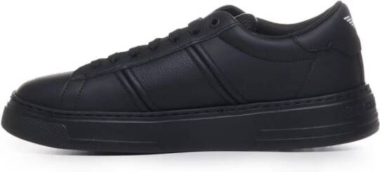 Emporio Armani Zwarte Leren Sneakers met Anatomische Rubberen Zool Black Heren