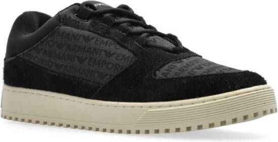 Emporio Armani Zwarte Sneakers met Veters en Rubberen Zool