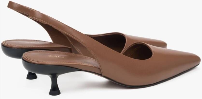 Estro Bruine leren slingback pumps met lage hak